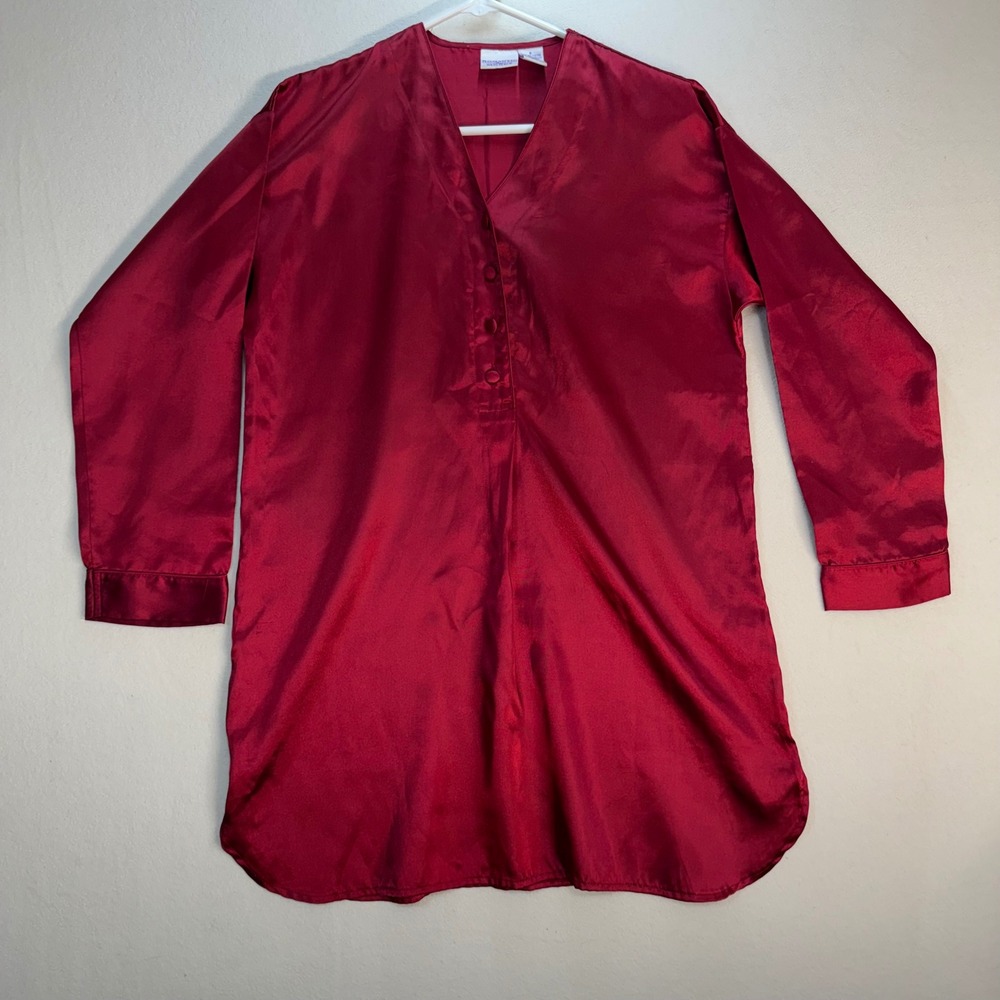 Romantic Moods Red Satin‎ Nightshirt Long Sleeve V-Neck Sleep Shirt Red Sm
